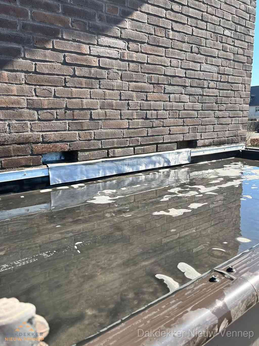 Lekkage Dak Repareren Nieuwvennep